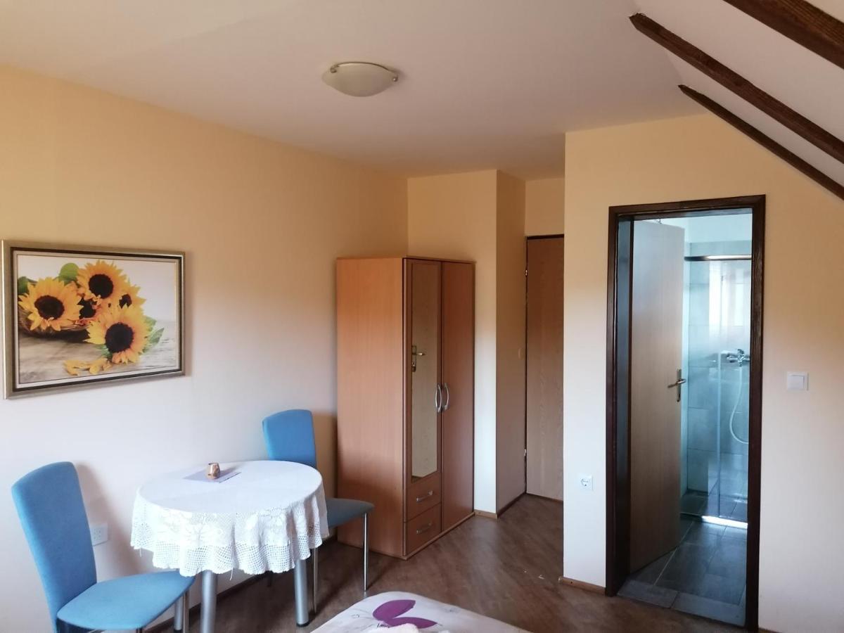 House Izvor Otel Jezerce Dış mekan fotoğraf